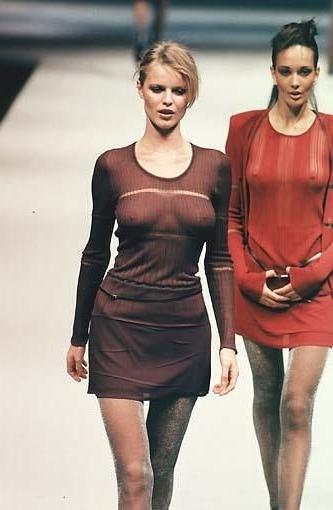 16P Eva Herzigova panty upskirt and topless pics