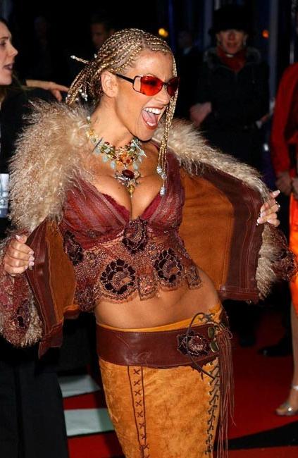 15P Sexy singer Anastacia showing her nasty nude body
