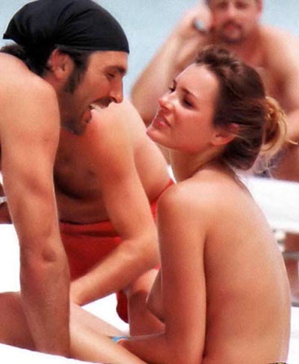 16P Alena Seredova posing all naked and topless paparazzi pictures