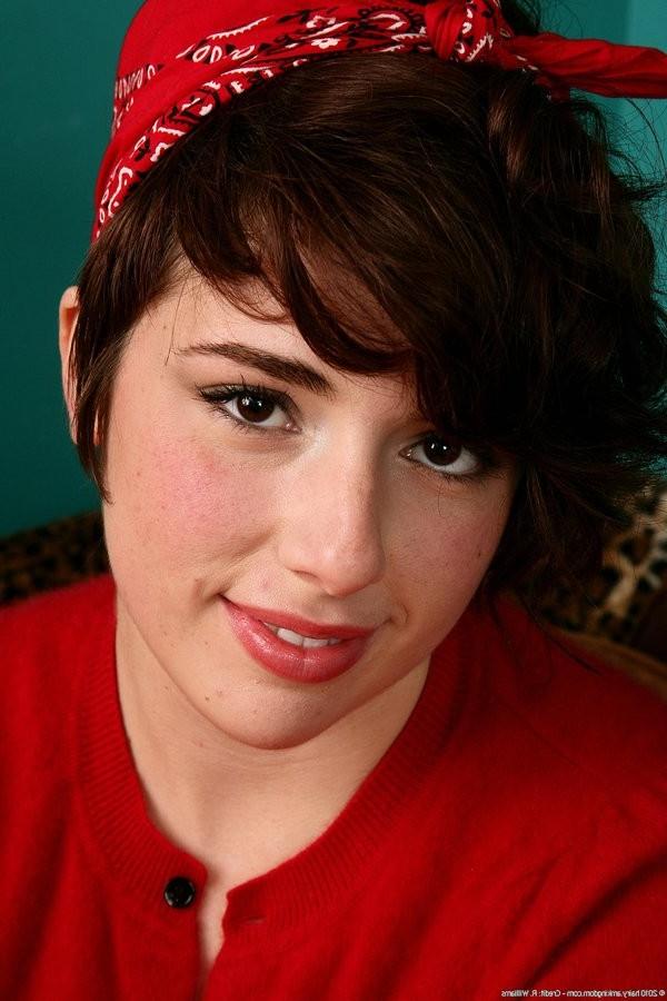 15P Hairy Chubby Girl Spreads Wide To Show Her Hairy Pussy