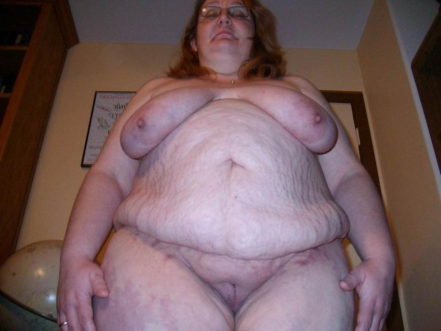16P Fat ladies showing their huge bellies