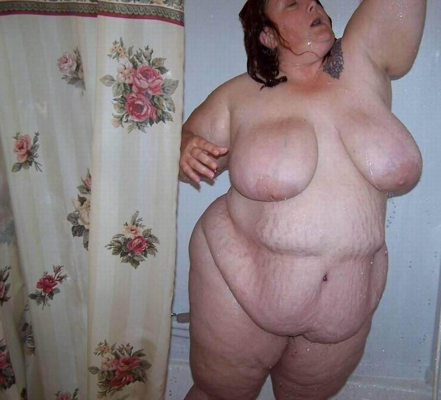 16P Fat ladies showing their huge bellies