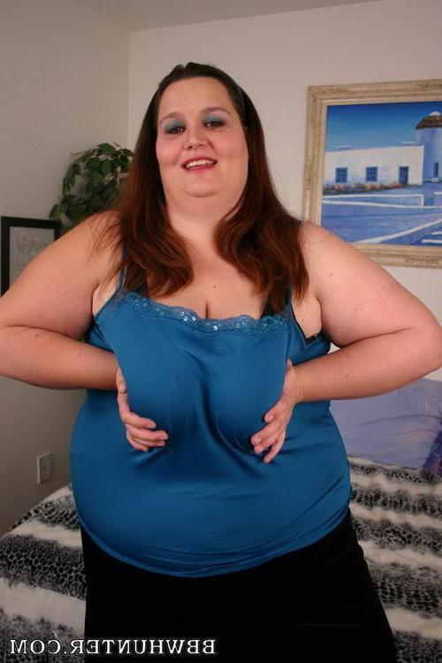 15P Chubby brunette stuffed in the pussy with cock