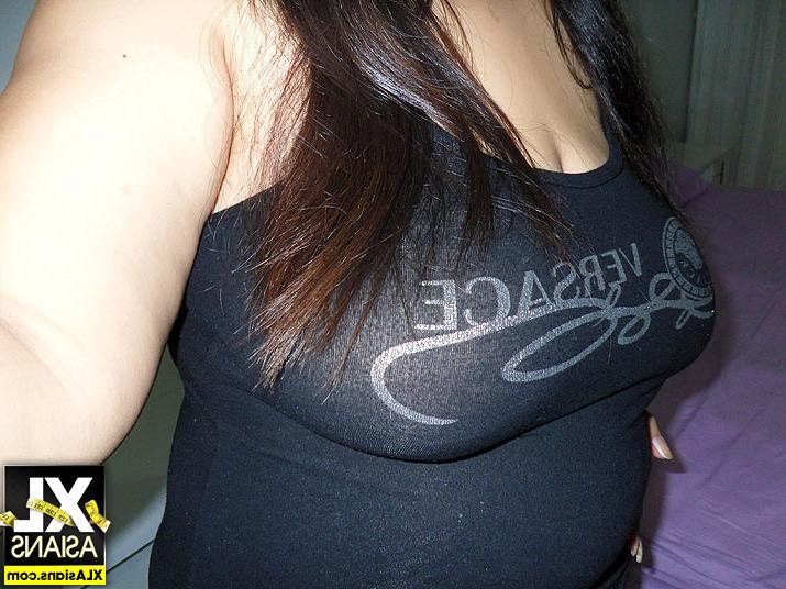 15P Chubby asian babes with big tits