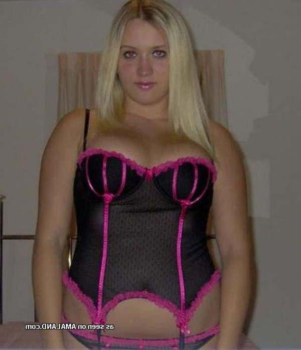 15P Chubby amateur hotties