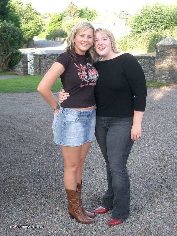 15P Chubby amateur chick