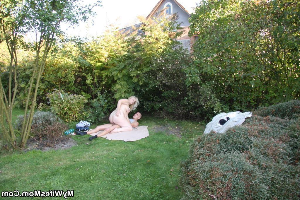 15P Chubby granny gets banged