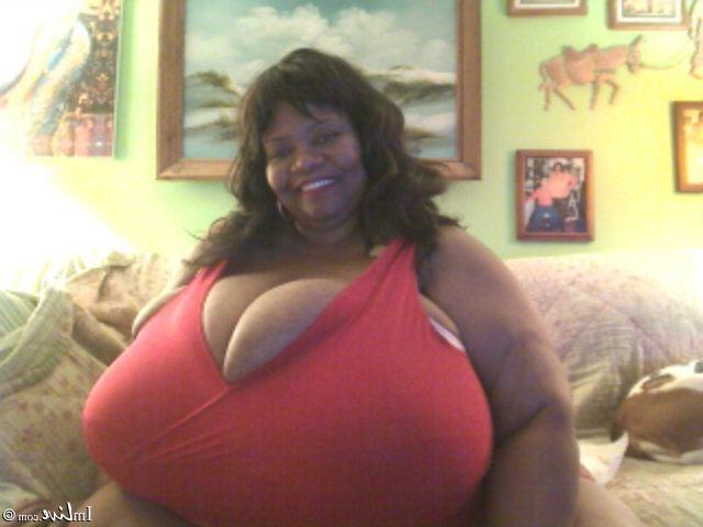 16P Norma Stitz flashing her enormous black juggs