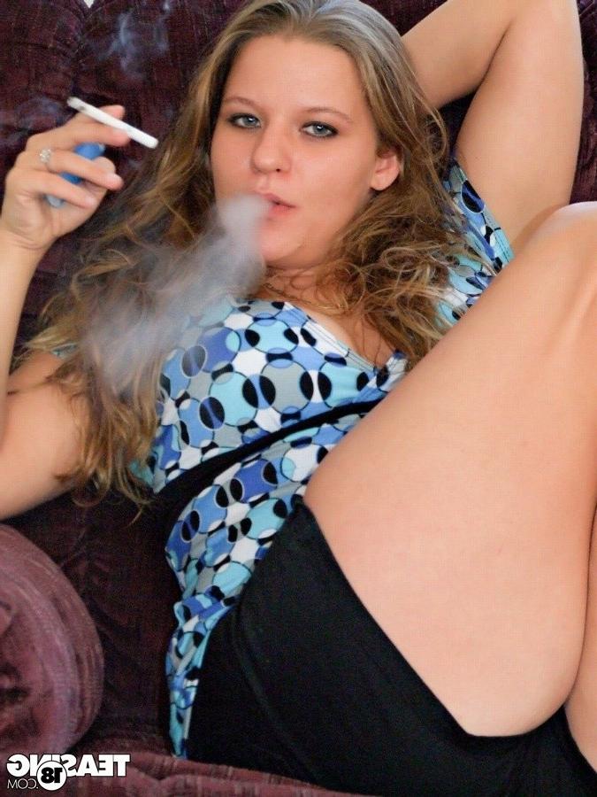12P Chubby teen girl doing her best to tease