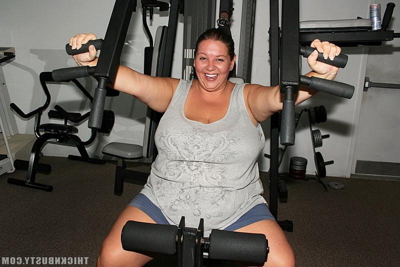 16P Fat chubby BBW with huge natural tits working out