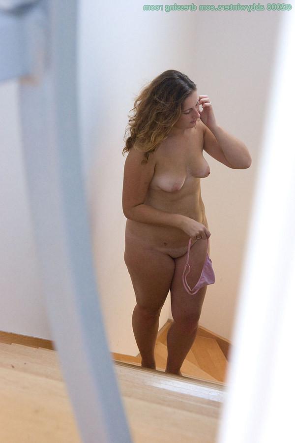 16P Hidden Camera Watches as Chubby Chick Gets Dressed