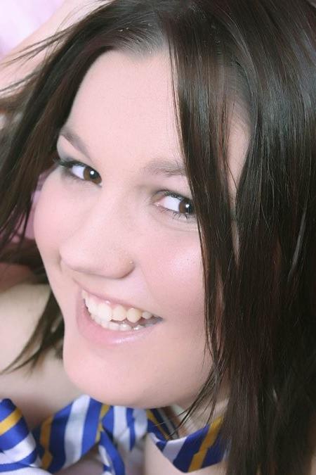 16P Chubby brunette cutie shows her big tits and ass