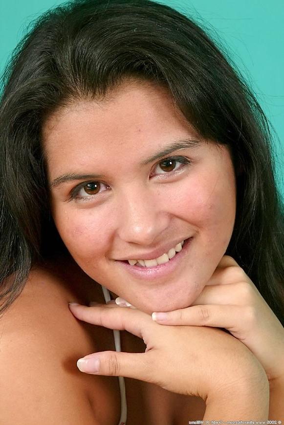 15P Chubby amateur brunette latina plays with her enormous tits