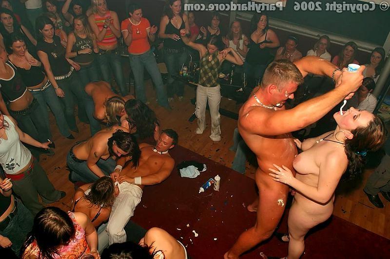 20P Chubby partybabe takes strippers dick deepthroat