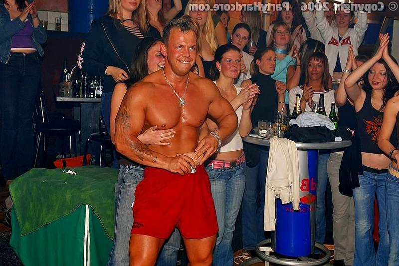 20P Chubby partybabe takes strippers dick deepthroat