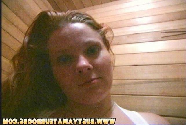 14P Amateur redhead flashing her 36DDD natural boobs