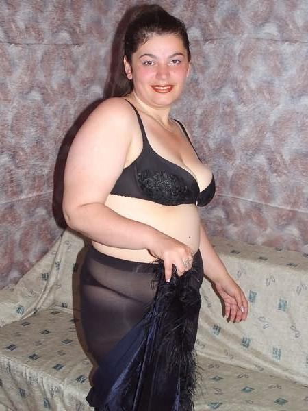 19P Chubby amateur strips