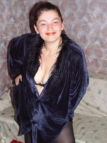 19P Chubby amateur strips