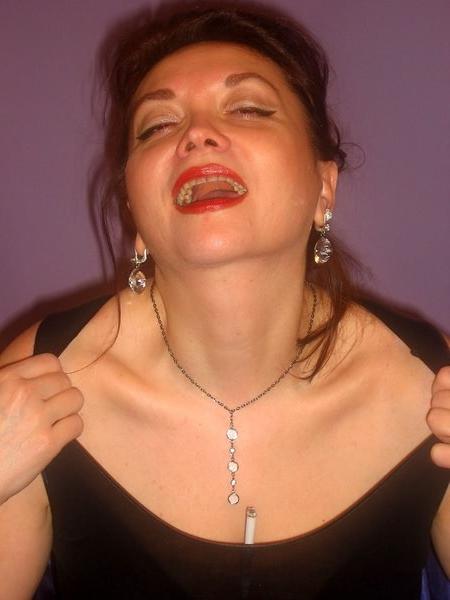 20P Nasty brunette housewife