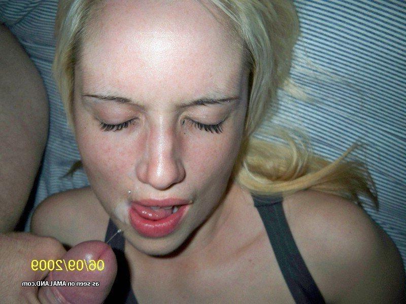9P Chicks getting wild on cam while getting a load of jizz