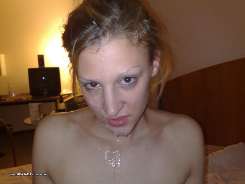 9P Chicks getting wild on cam while getting a load of jizz