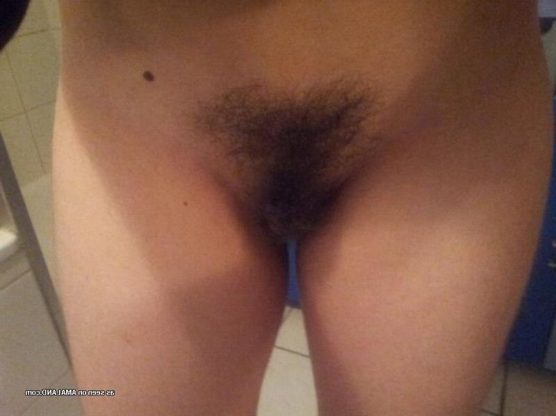 15P Horny amateur chick got naughty stripping naked