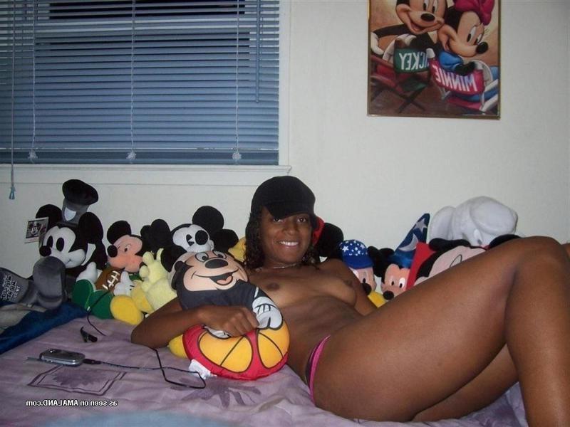 15P Ebony coed strips and fingers her cunt in photo collection