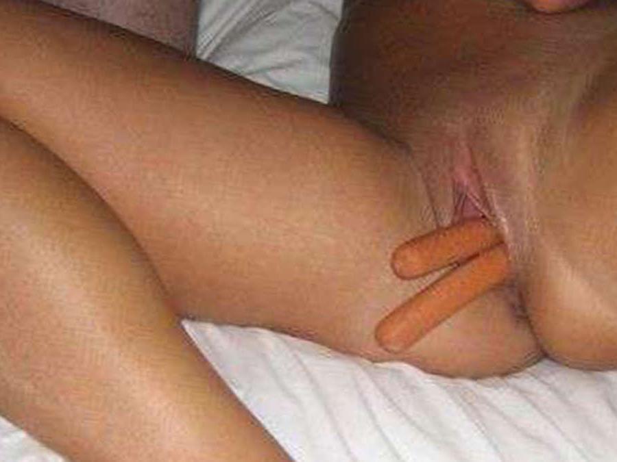 16P Pictures of masturbating horny girlfriends