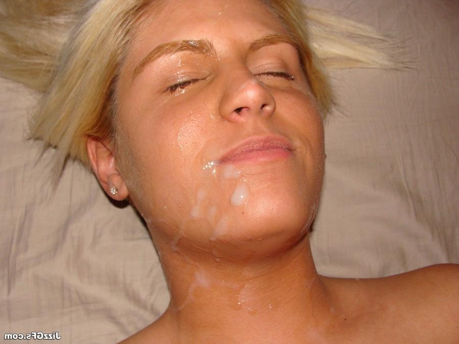 15P Blonde Girlfriend Sucking Cock And Swallowing Jizz