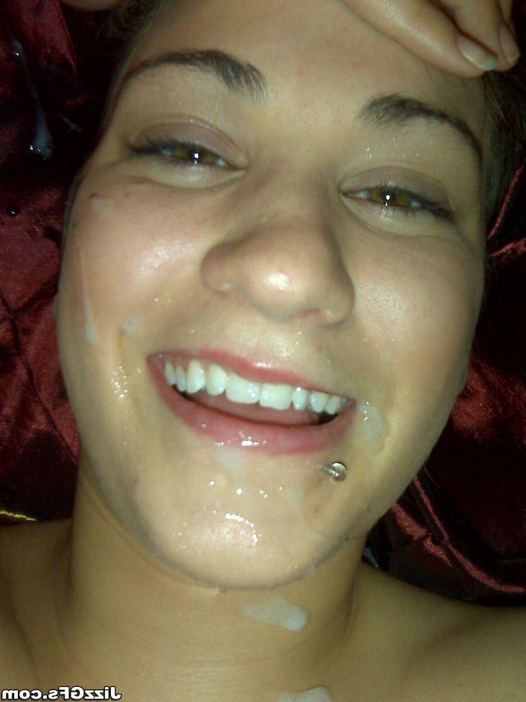 15P Homemade teen GF sucks cock for facial cumshot