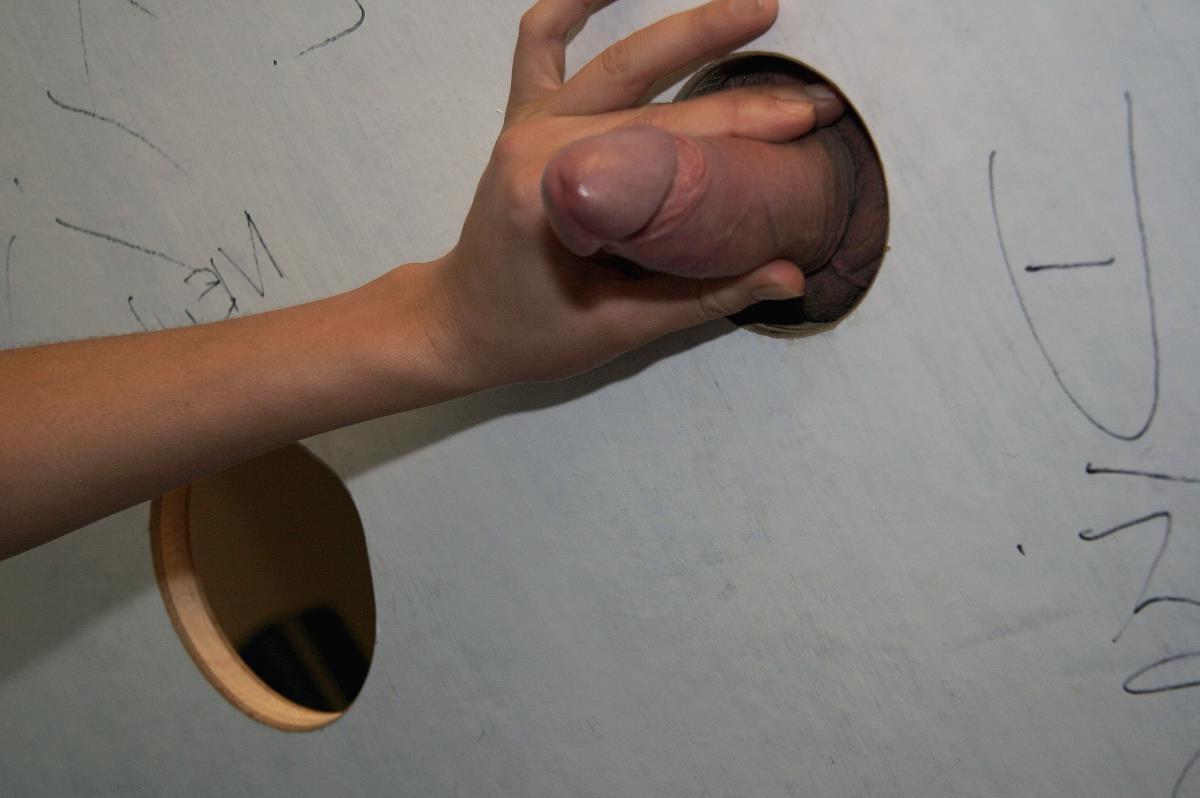 19P Cute gloryhole blonde takes fresh load of nutricious sperm