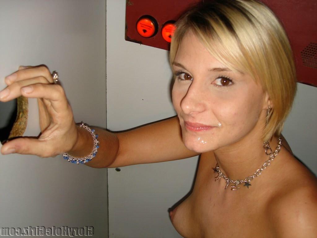 19P A slutty blonde sucking off anonymous dicks at a gloryhole