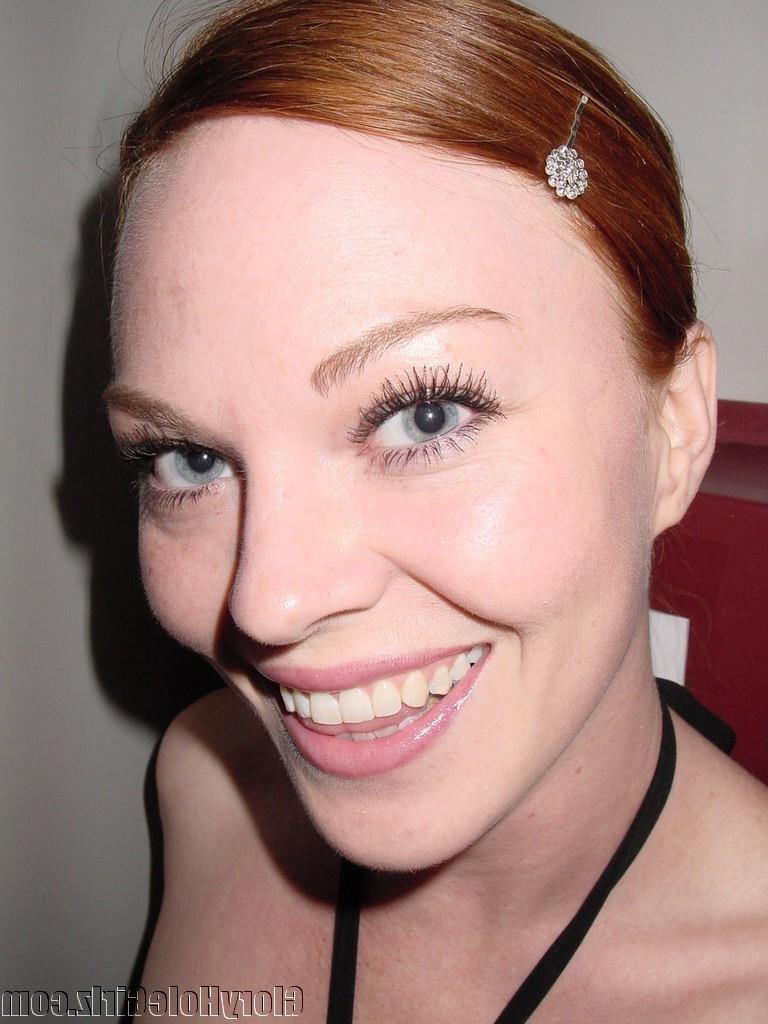 19P A gloryhole slut with beautiful eyes sucks anonymous cocks