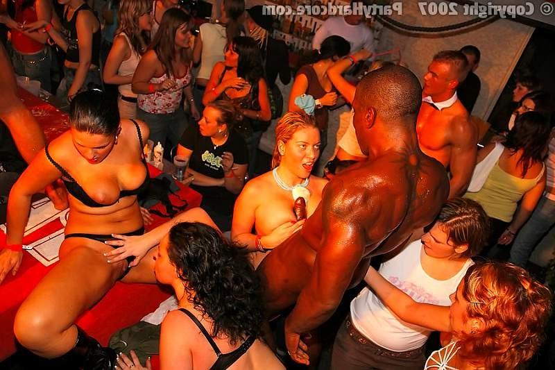 20P Teens battling each other off for a splat of jizz