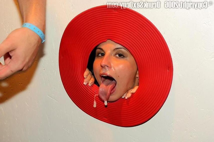 19P Cum flies in all directions at monster gloryhole suckfest