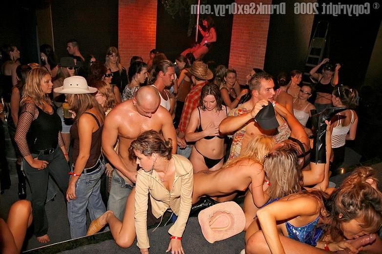 19P Hot babes fuck suck and get jizzed at  monster fuck fest