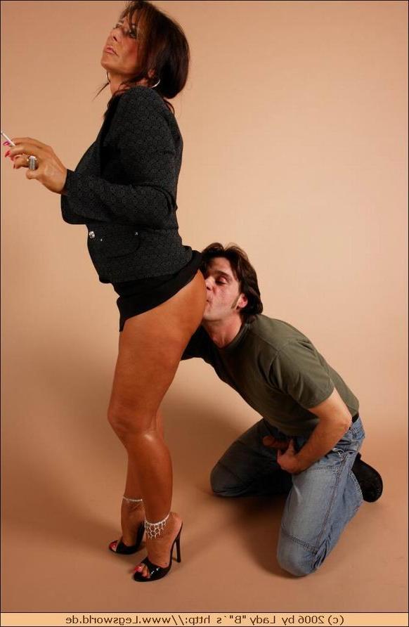 12P Smoking brunette gets her feet creamed on