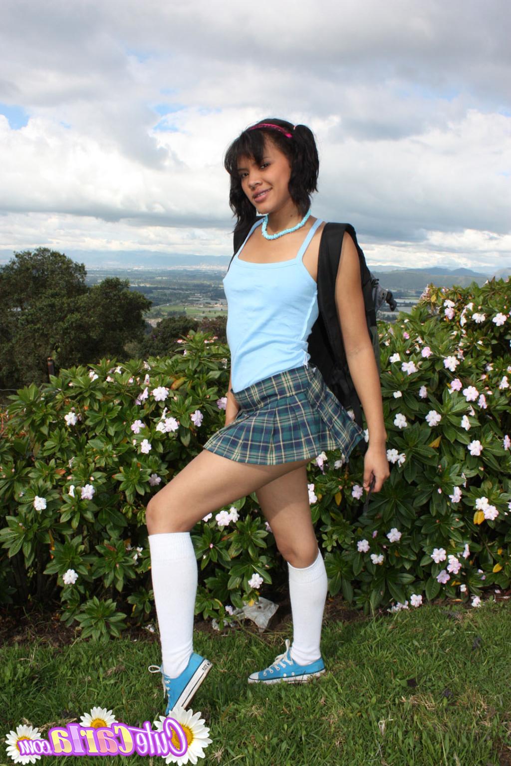 16P Cute teen girl nude