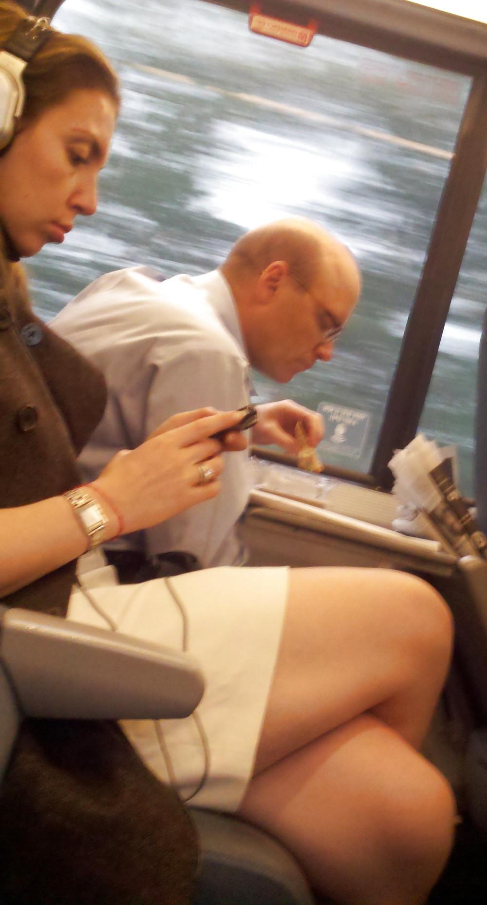 5P Philly Girls in the Train