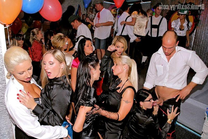 19P A wild czech orgy at oktoberfest