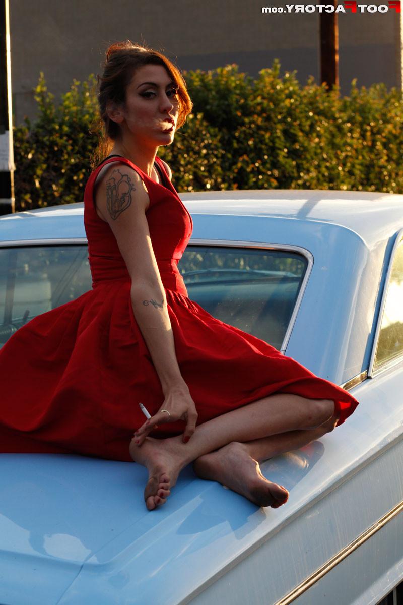 12P Princess Donna's long narrow feet are filthy. She gets in the back seat of a cla