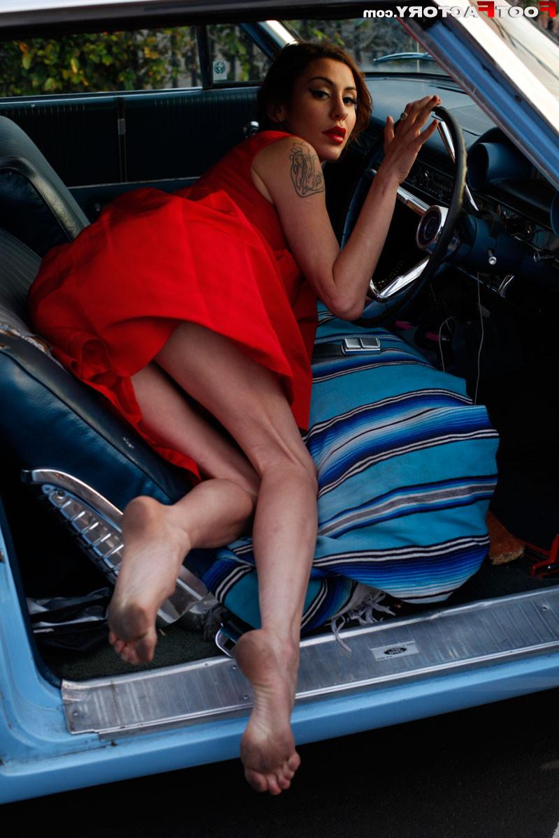 12P Princess Donna's long narrow feet are filthy. She gets in the back seat of a cla