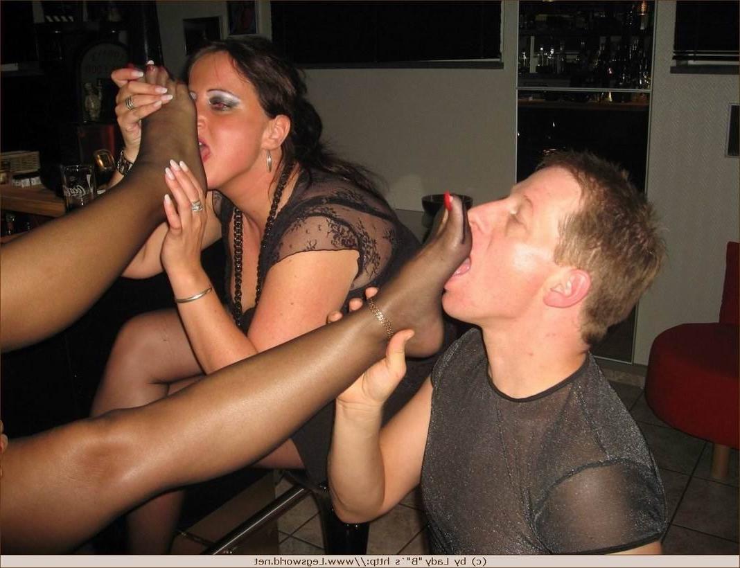 12P Lady Barbara gets her nylon legs worshiped at her private party