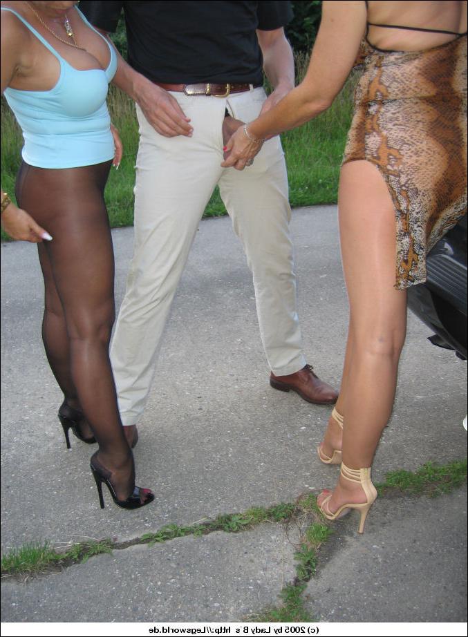12P Pantyhose ladies working on some stranger