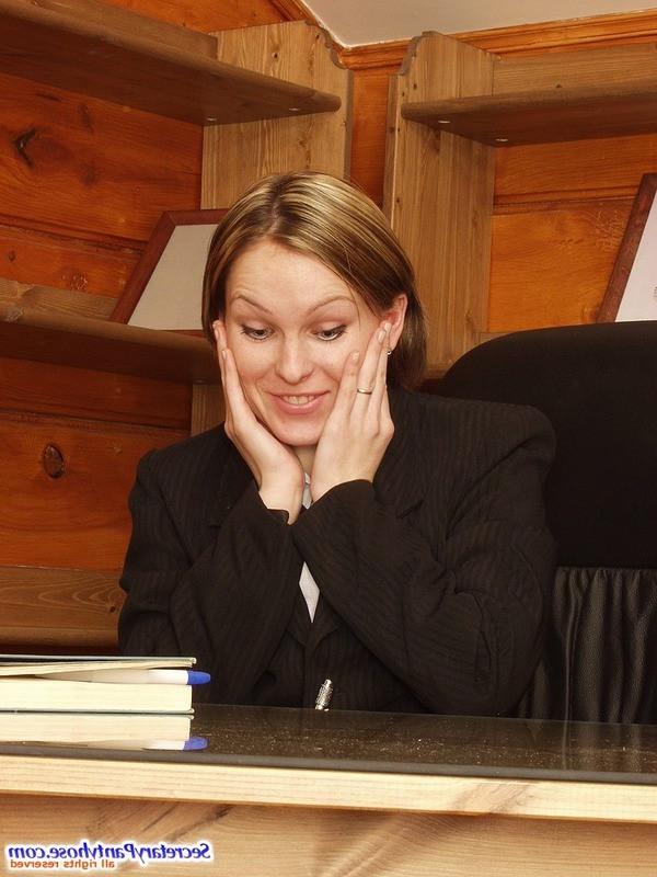 13P Alice and Ira nasty office pantyhosers