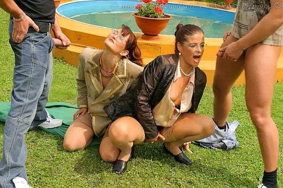 16P Hot foursome with piss play