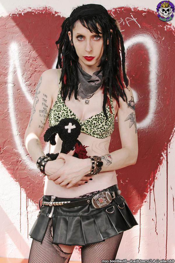 16P Hot young modified gutter punk cutie