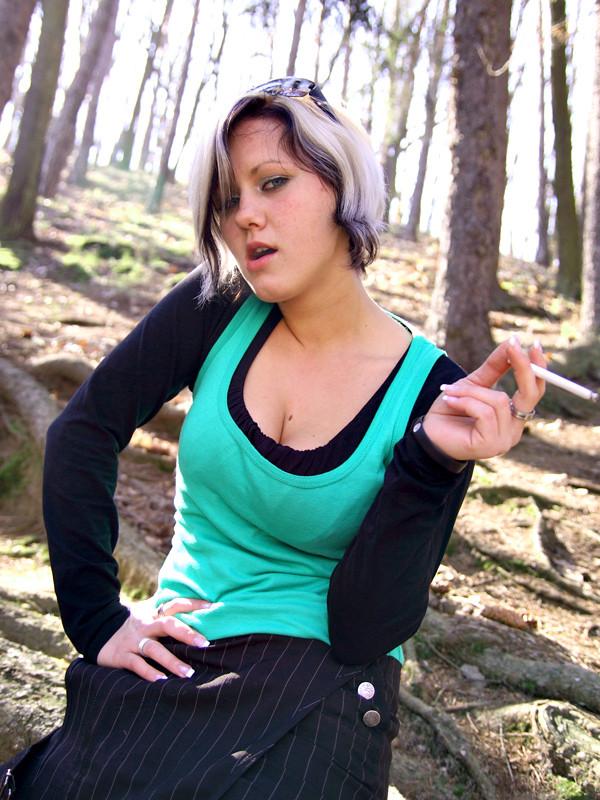 16P Outdoor Smoking BJ 