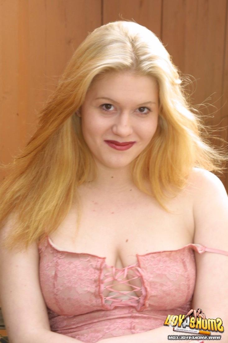 16P Wild Blonde Jessica puffs cigarette and shows off body