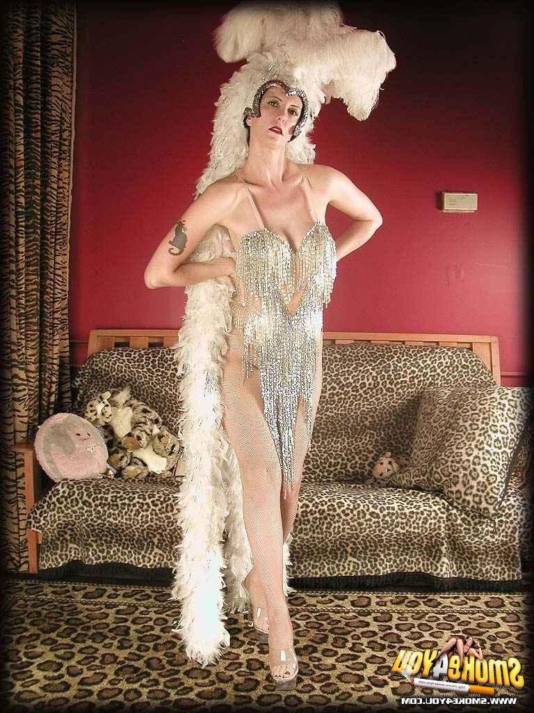 14P Katja puts on a great show as smoking Vegas showgirl